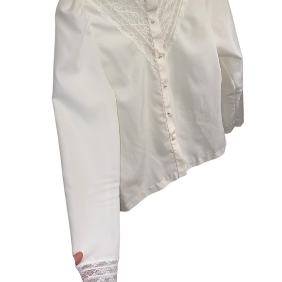 vintage 70s off white  lace victoria inspired pearl button mock neck blouse . - Picture 9 of 13